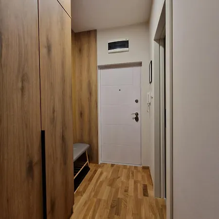 I Sobe Park * Apatin