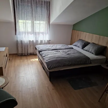 I Sobe Park Lejlighed *